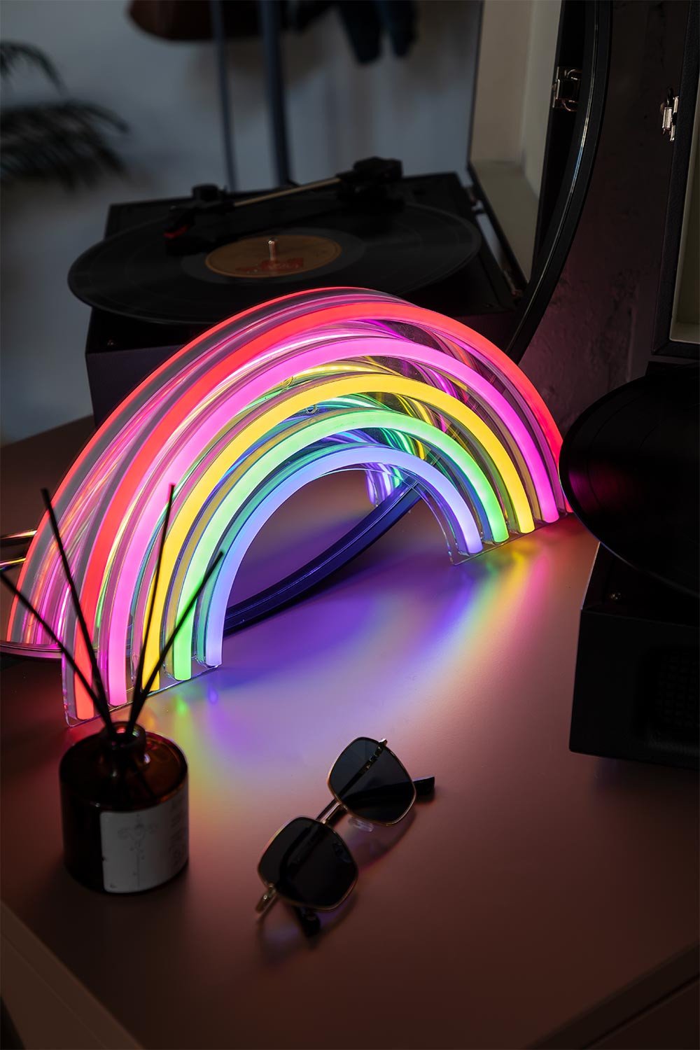 Neon figuur met USB Kolors, galerij beeld 1