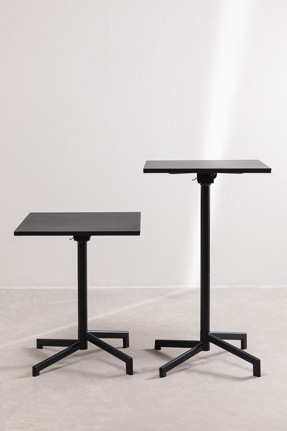 Dely 60x60 cm vierkante bartafel, opvouwbaar en in 2 hoogtes omvormbaar, gemaakt van staal, galerij beeld 3