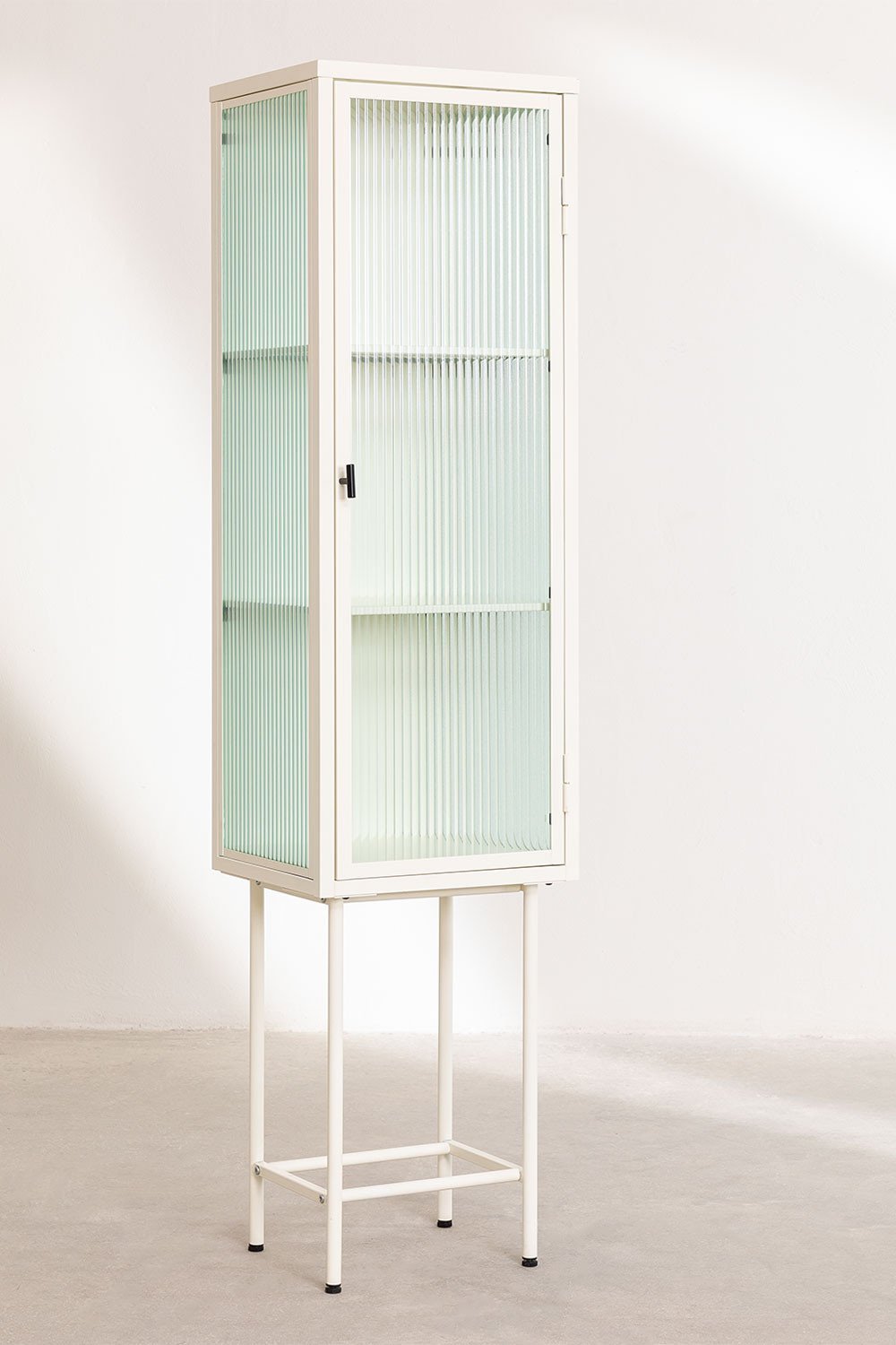 Vitrine met 1 deur van metaal en glas Vertal, galerij beeld 2