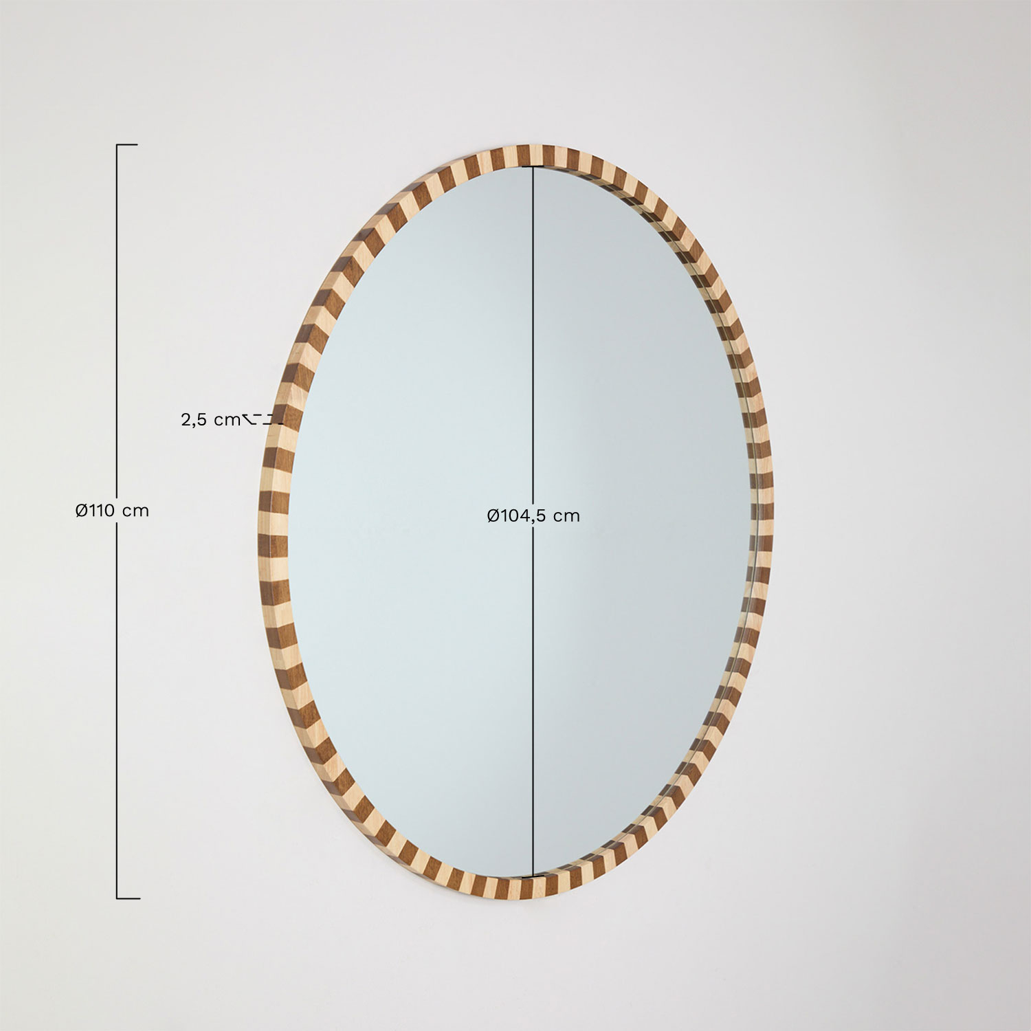 Okrągłe lustro ścienne z drewna dębowego Ø110 cm Sapeira, rozmiary
