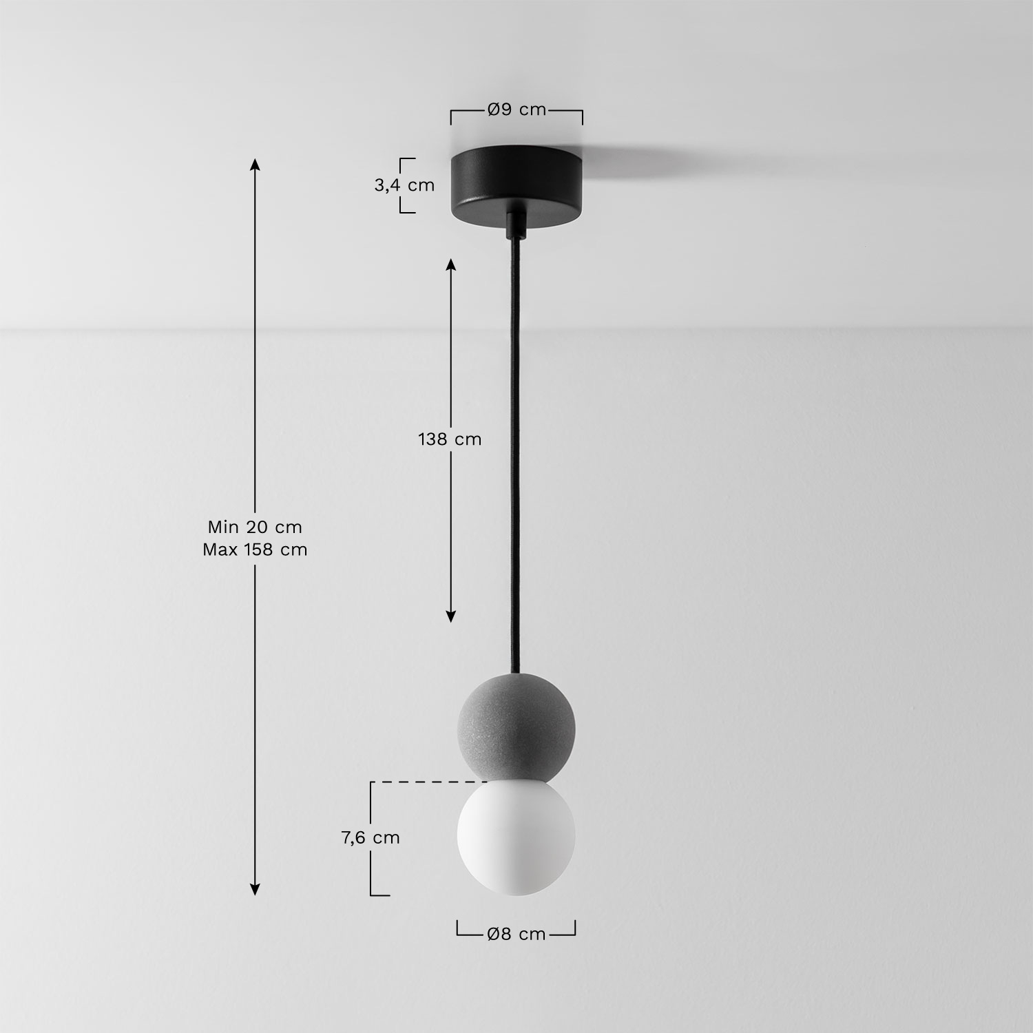 Cementowa lampa sufitowa ze szklaną kulą Bublik        , rozmiary