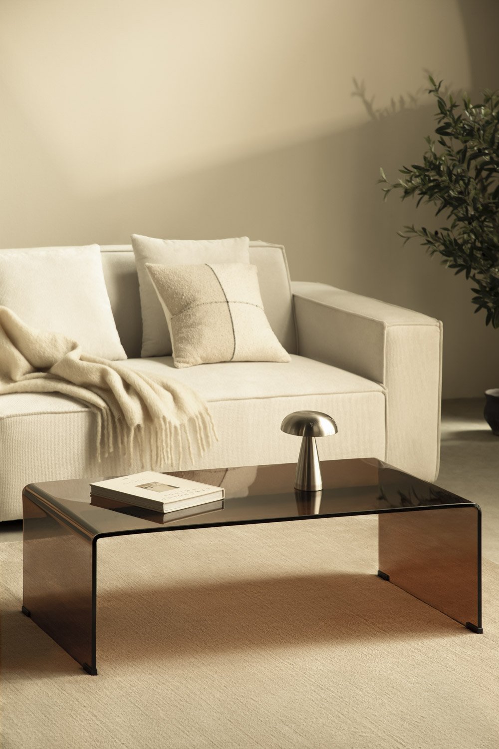 Coffeetablezprzezroczystegoszkła(110x55cm)Crhis