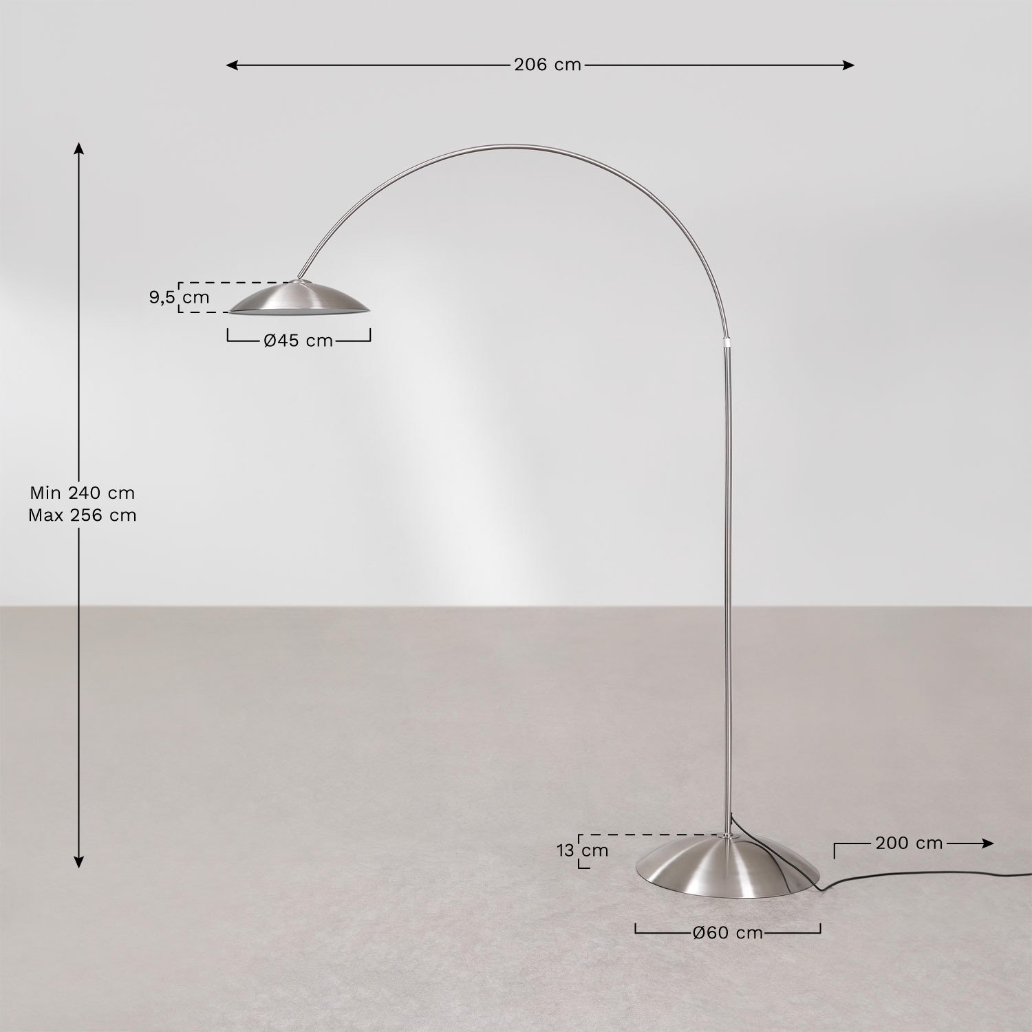 Lampa podłogowa z żelaza Lomira, rozmiary