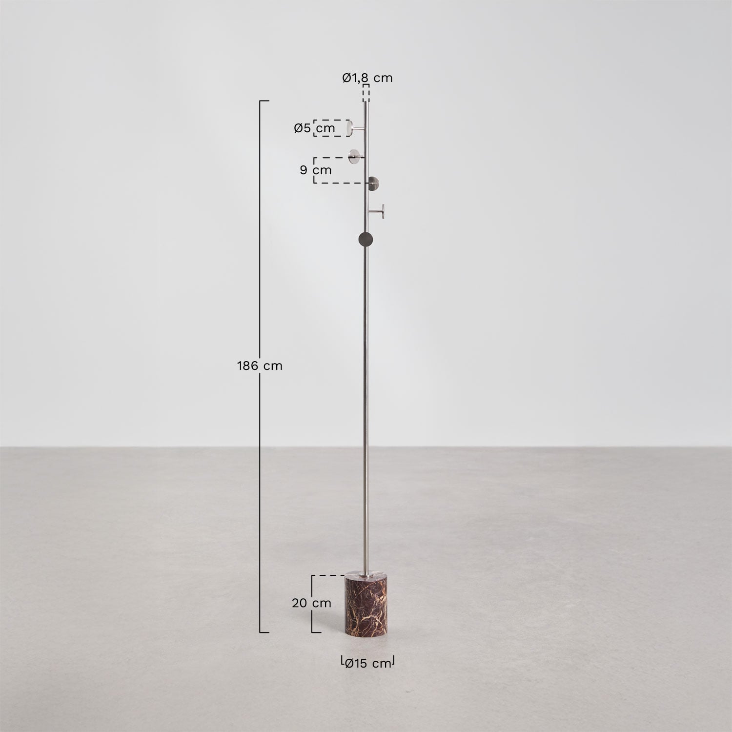 Stojak na ubrania z żelaza i marmuru Drivela, rozmiary