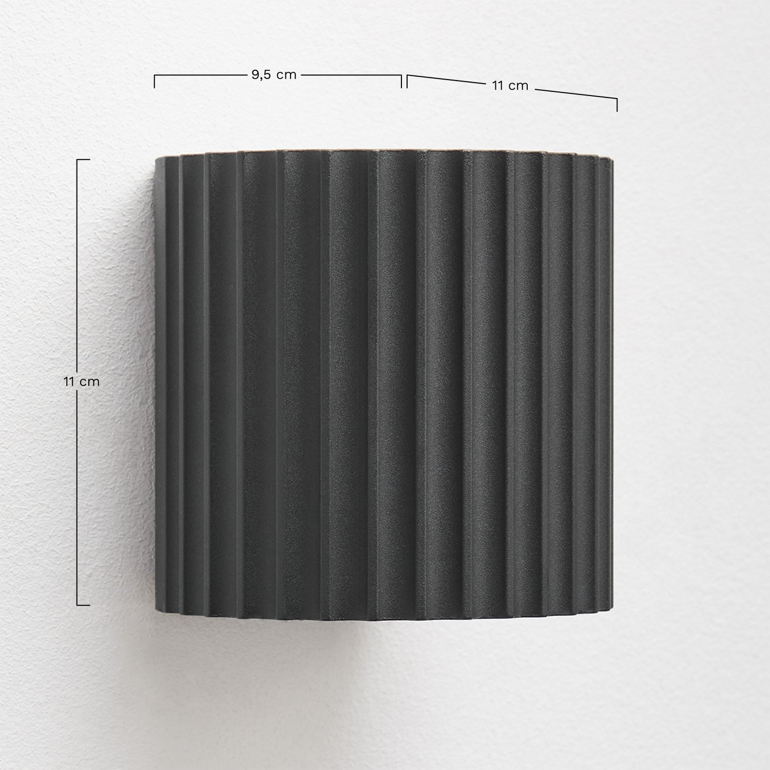 Kinkiet ścienny LED do użytku zewnętrznego z aluminium Barein, rozmiary