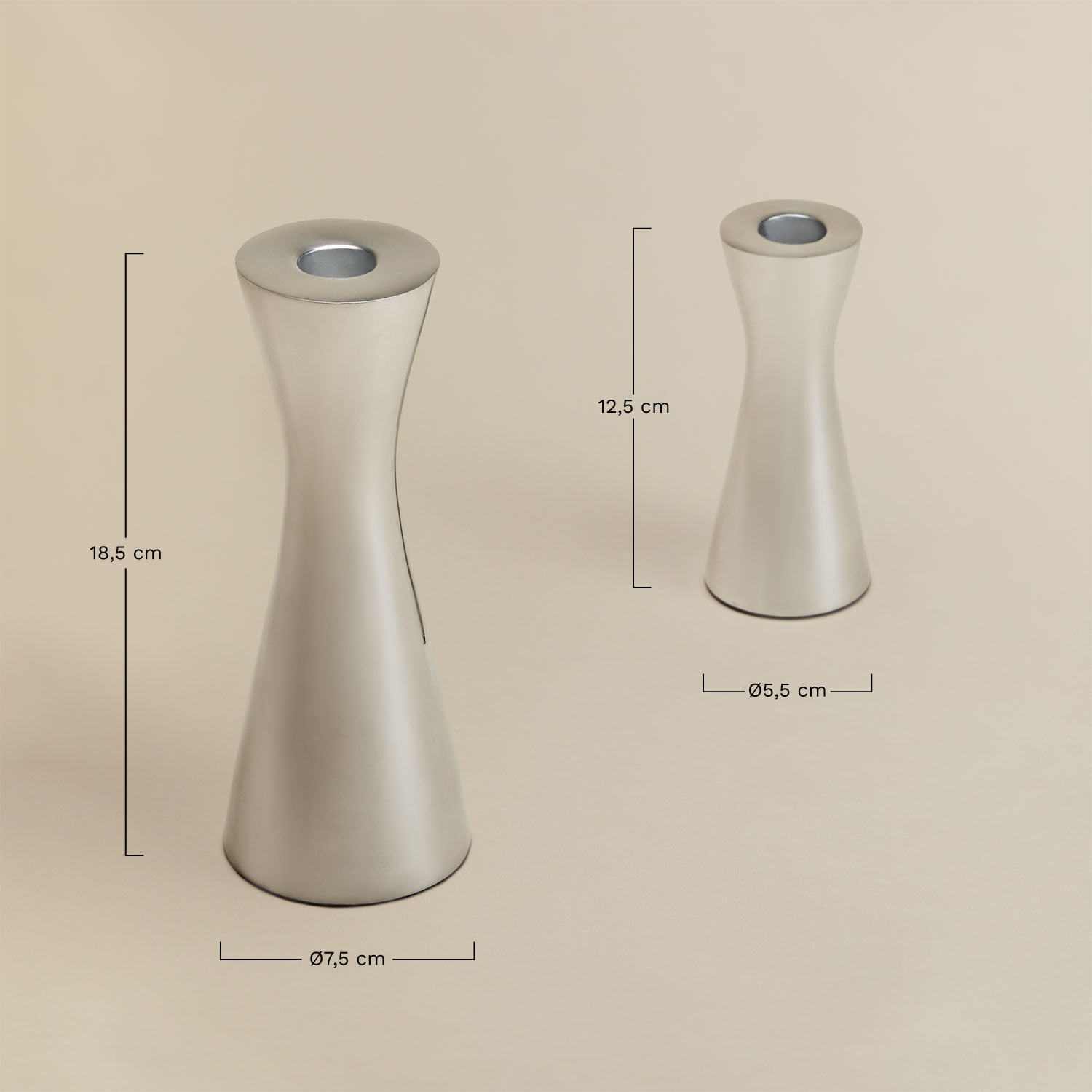 Zestaw 2 świeczników aluminiowych Ferb, rozmiary