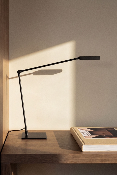 Lampa stołowa LED z metalu Valtyn