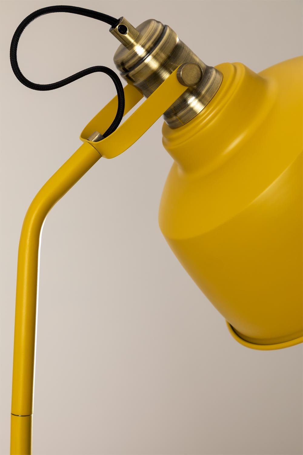 Lampa stojąca kierunkowa z żelaza Louise, obrazek w galerii 5