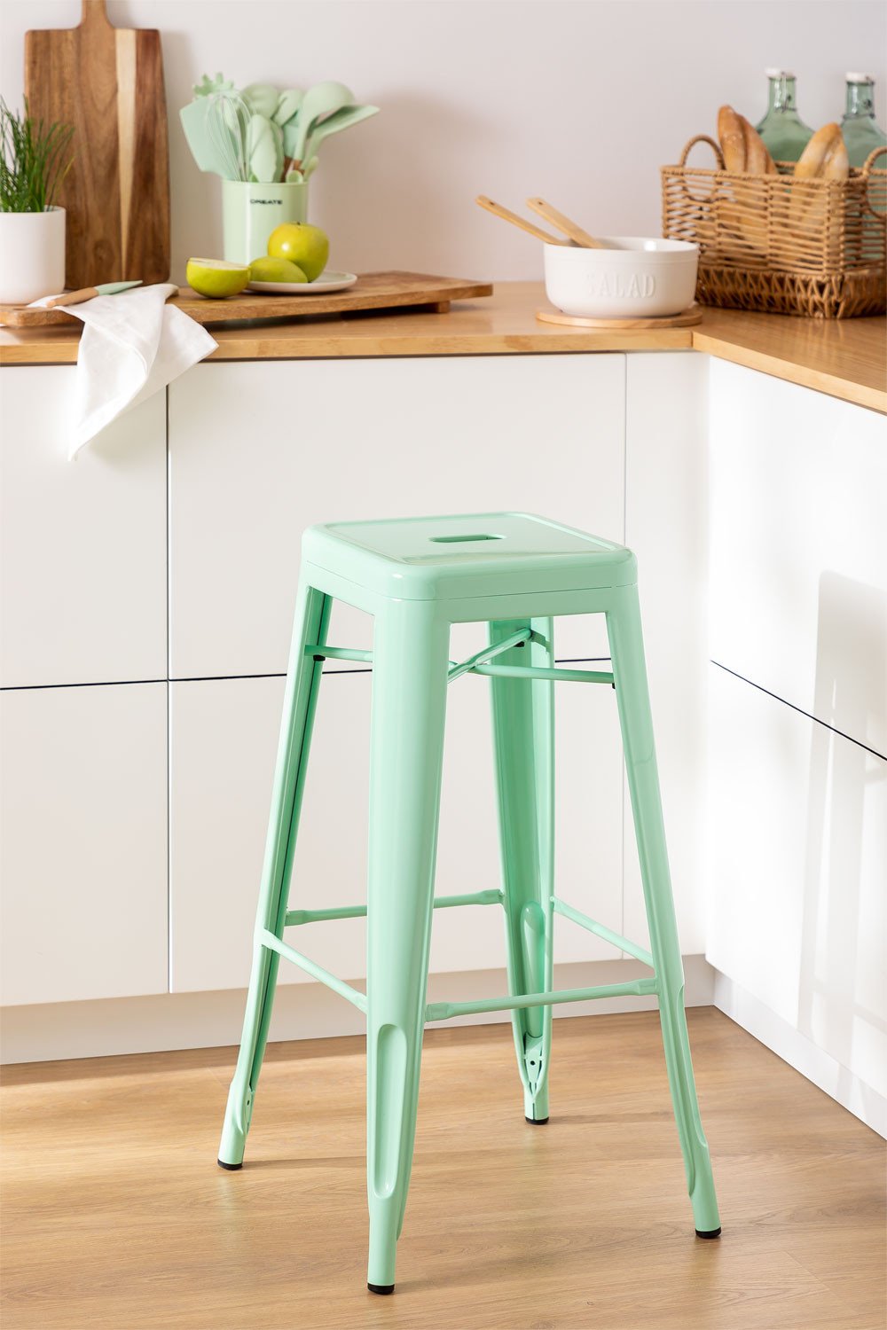 Zestaw 2 taboretów wysokich 75 cm ze stalowego zielonego mięta Lix, obrazek w galerii 1