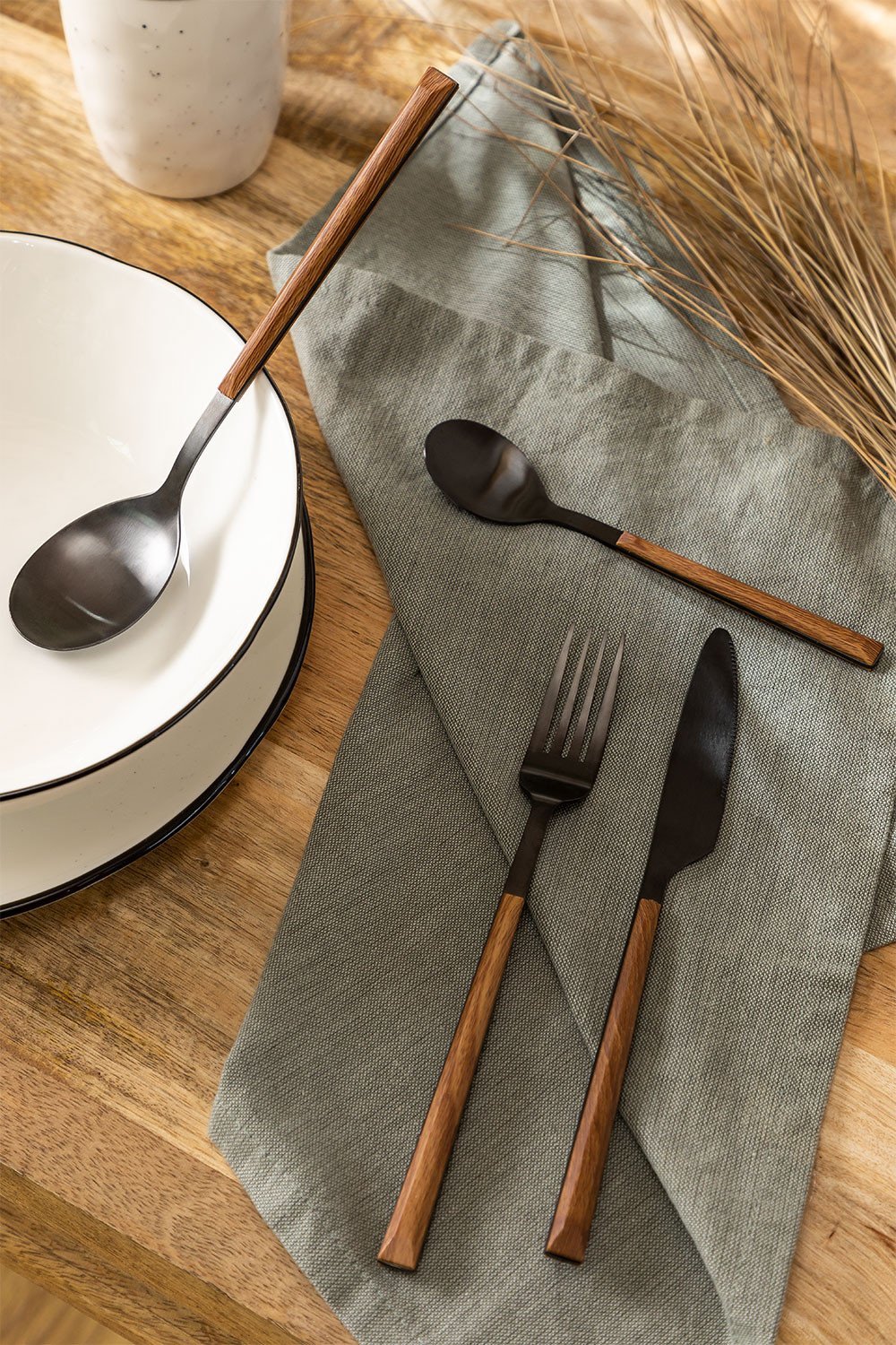 Zestaw sztućców Priya z efektem drewna, 16 elementów, obrazek w galerii 8