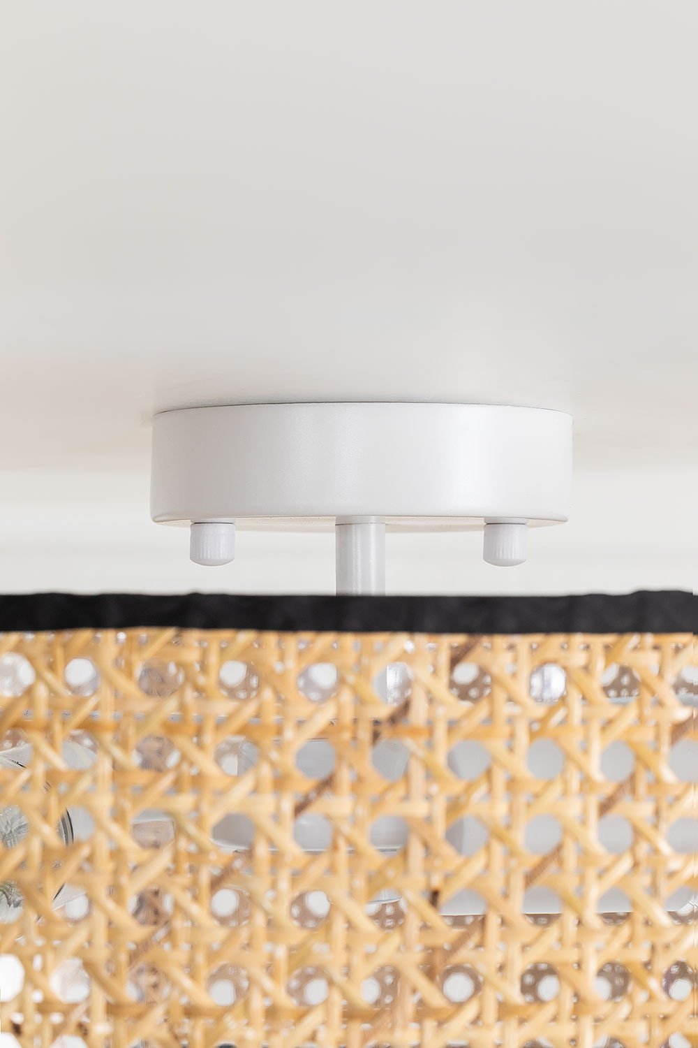 Rattanowa lampa sufitowa Luxio, obrazek w galerii 5