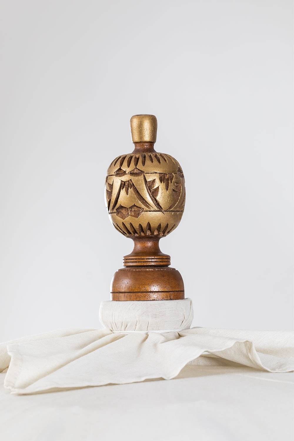 Parasol Ø186 cm z tkaniny i drewna Manavai, obrazek w galerii 4