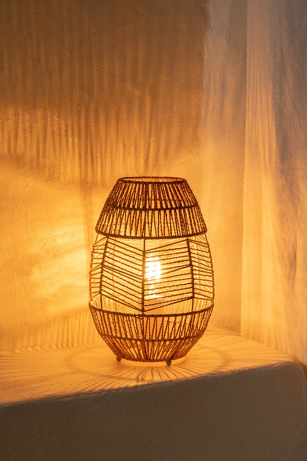 Lampa Stolowa z Plecionego Papieru Menak, obrazek w galerii 2