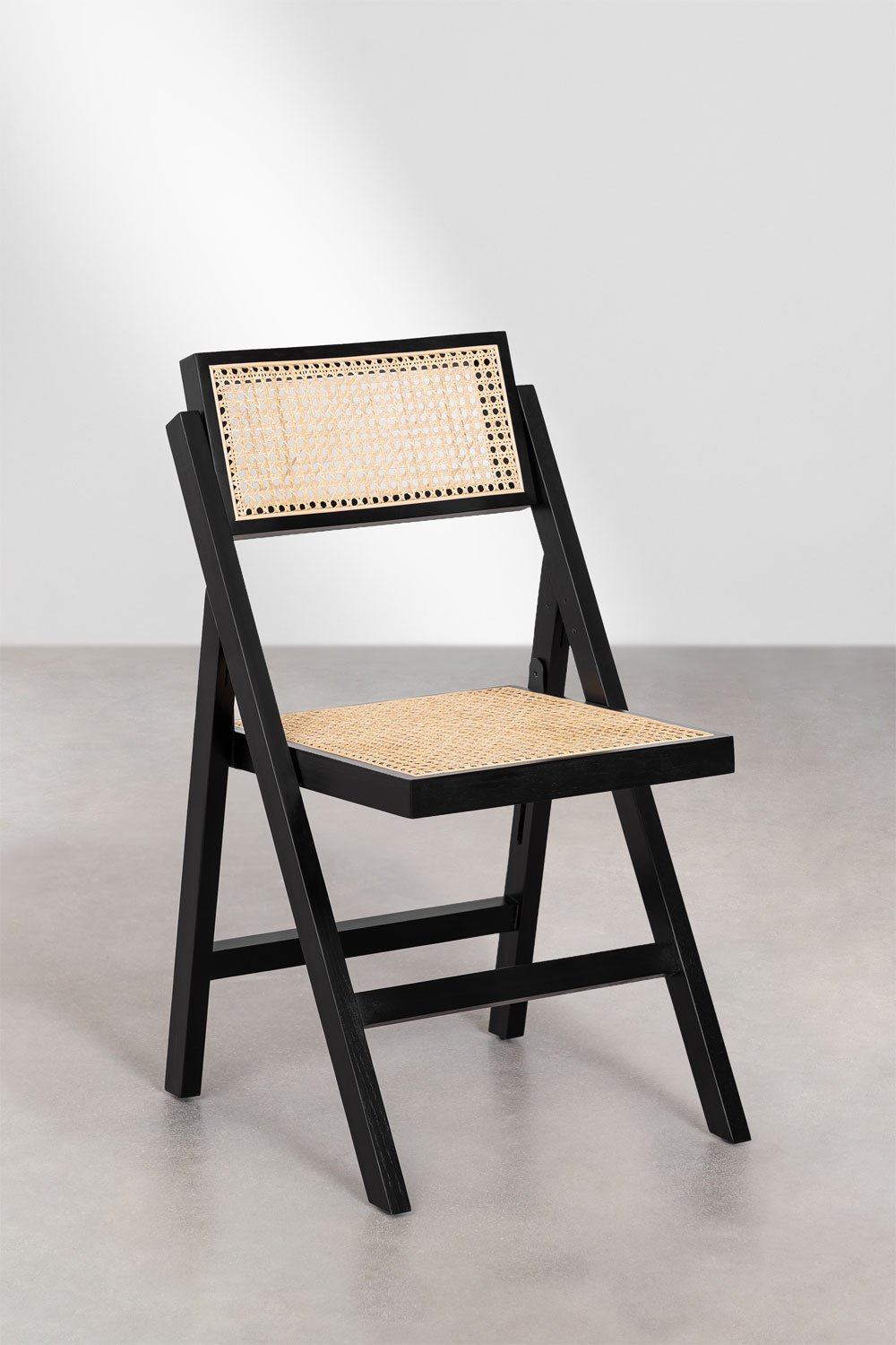 Składane krzesło do jadalni z drewna Dallas, obrazek w galerii 1