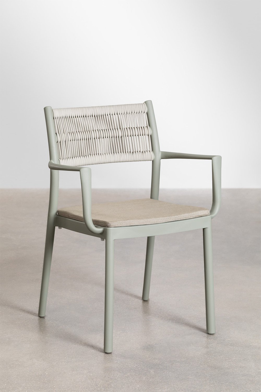 Krzesło do jadalni Favila z podłokietnikami, które można sztaplować, obrazek w galerii 1
