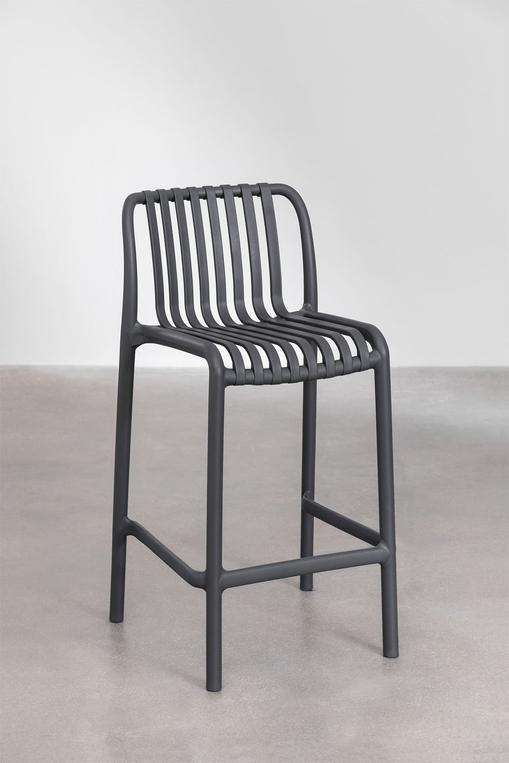 Taboret wysoki 65 cm sztaplowane z polipropylenu szary grafit Wendell, obrazek w galerii 1