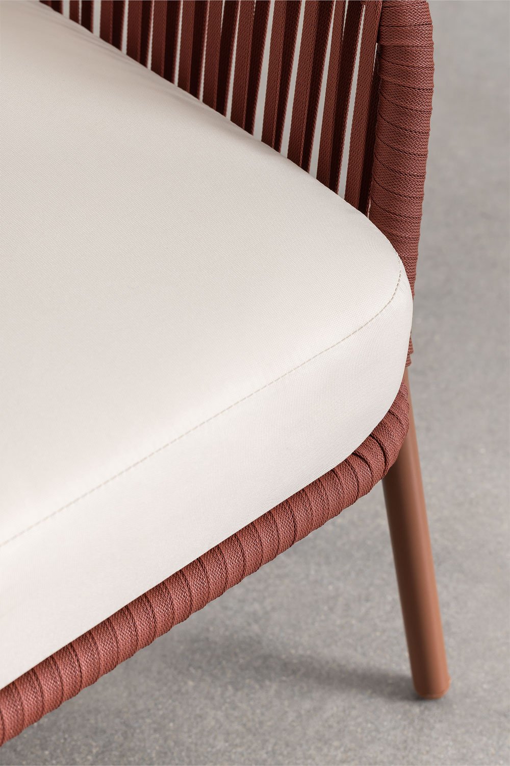 Zestaw ogrodowy z sofą 2-osobową, 2 fotelami i stolikami kawowymi z aluminium i plecionej liny Arhiza     , obrazek w galerii 10