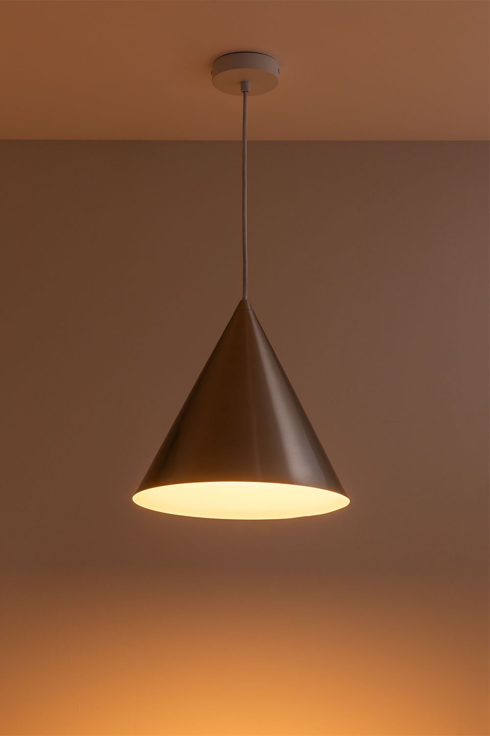 Metalowa lampa sufitowa Arilda, obrazek w galerii 2