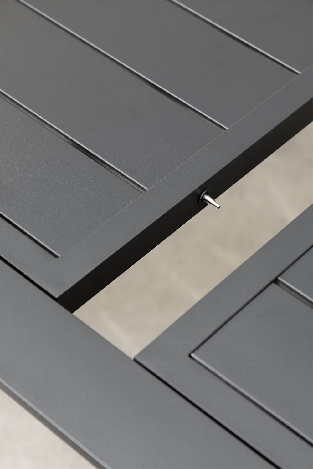 Zestaw: rozkładany prostokątny stół Starmi 180-240x100 cm oraz 4 sztaplowane krzesła ogrodowe Archer z aluminium, obrazek w galerii 4