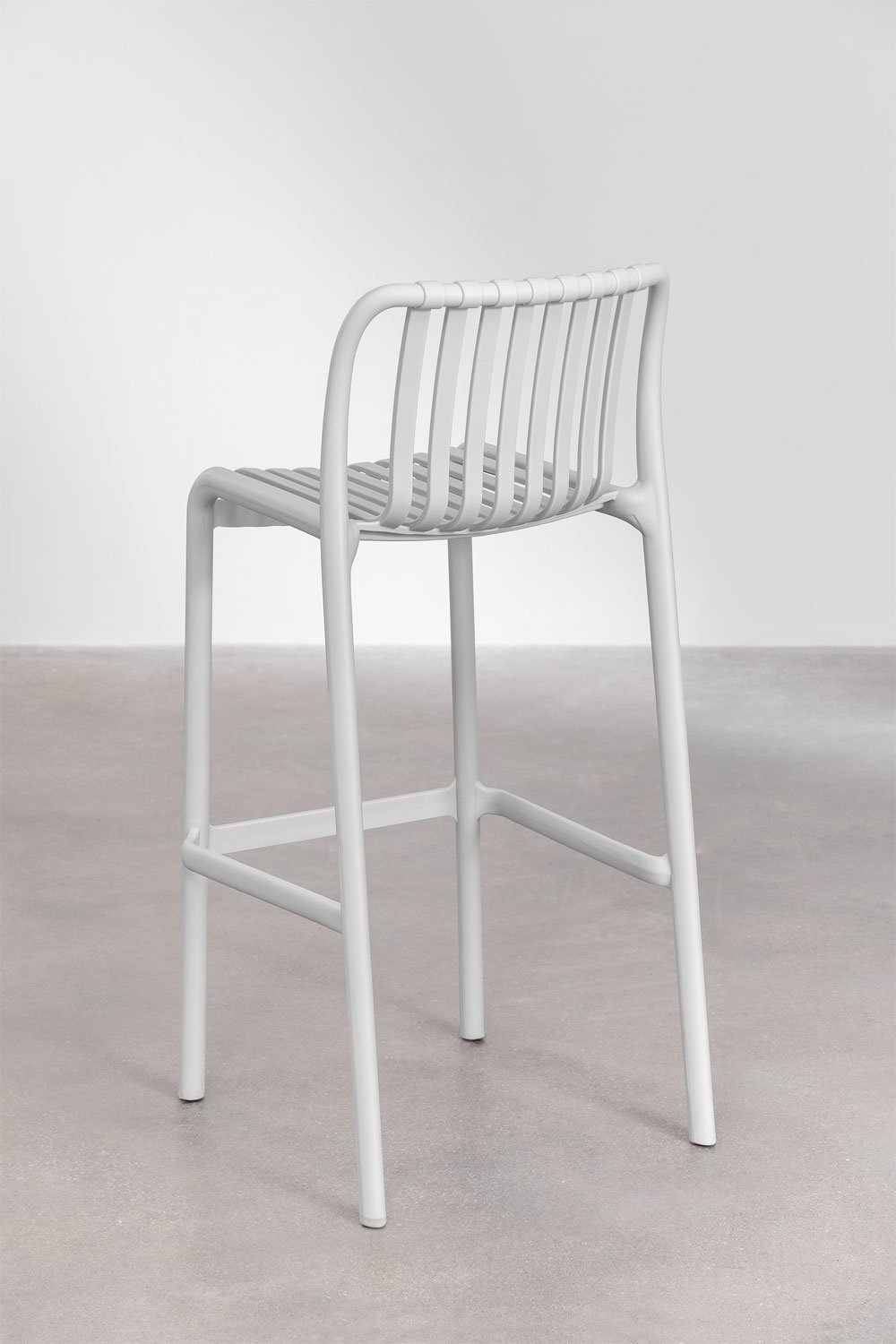 Taboret wysoki 75 cm sztaplowane z polipropylenu jasnoszary Wendell, obrazek w galerii 4