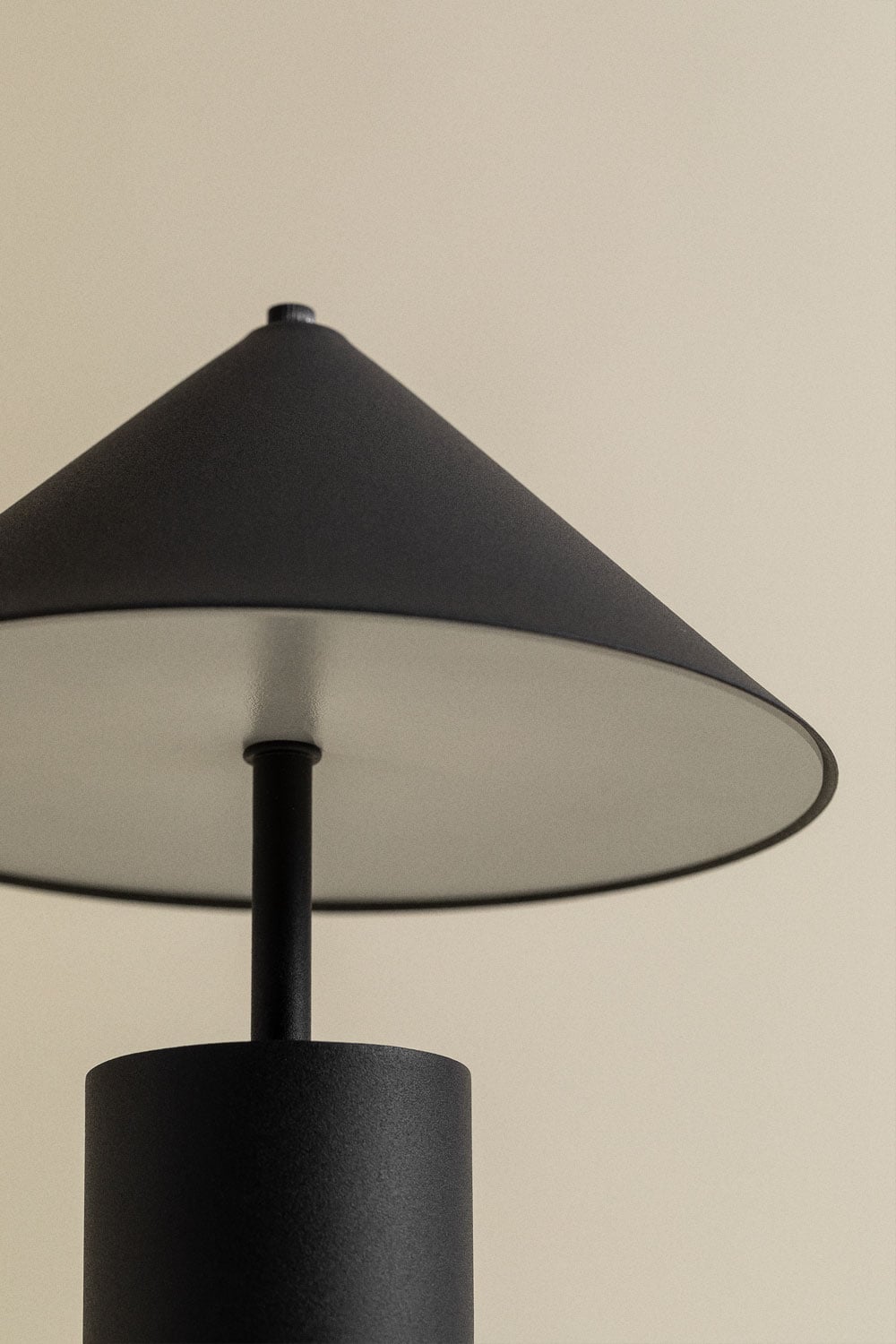 Bezprzewodowa lampa stołowa LED z metalu Mayra, obrazek w galerii 4