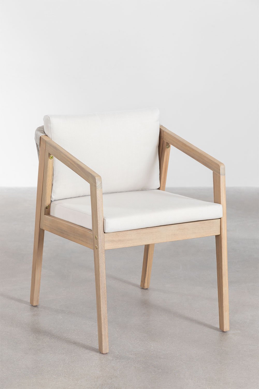 Krzesło ogrodowe z drewna akacjowego i plecionej liny Kaela, obrazek w galerii 1