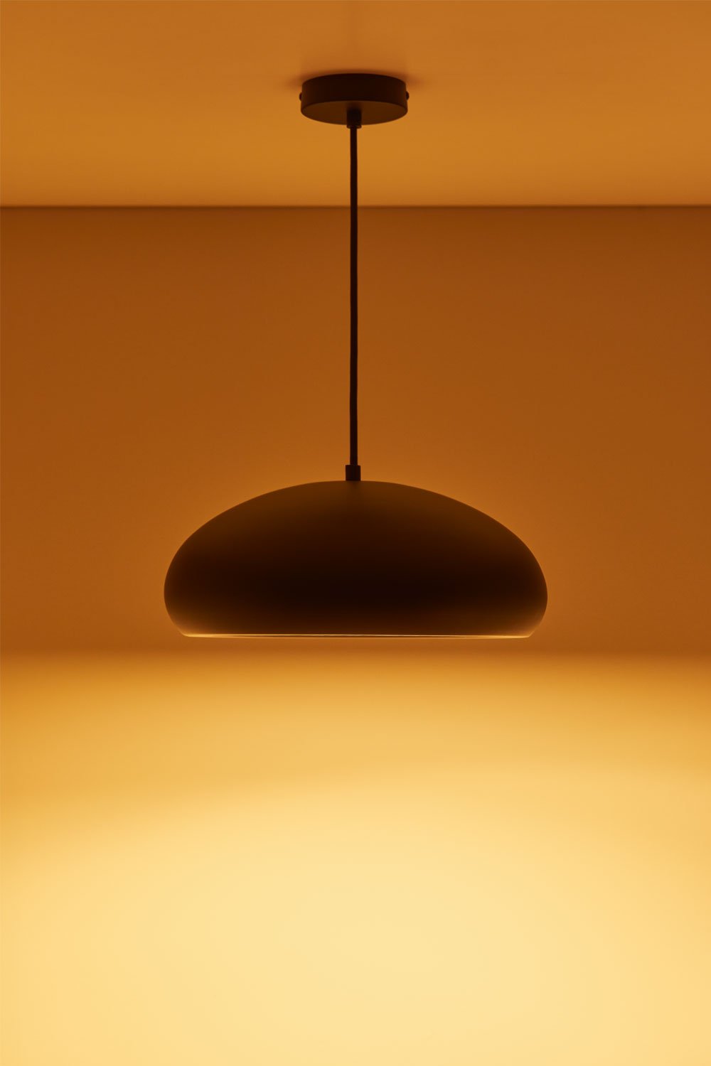 Metalowa lampa sufitowa Hilma, obrazek w galerii 2