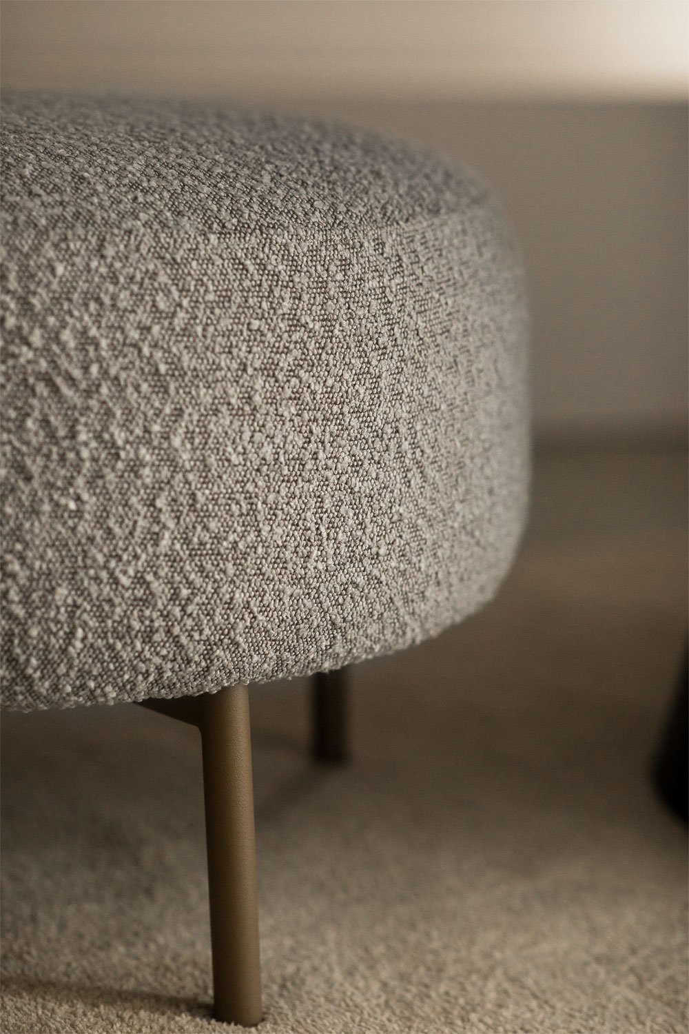 Fotel z tkaniny boucle Arieta, obrazek w galerii 3