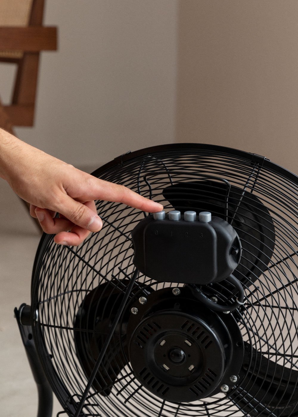 CREATE - AIR FLOOR RETRO - Podlogowy wentylator przemyslowy, obrazek w galerii 3