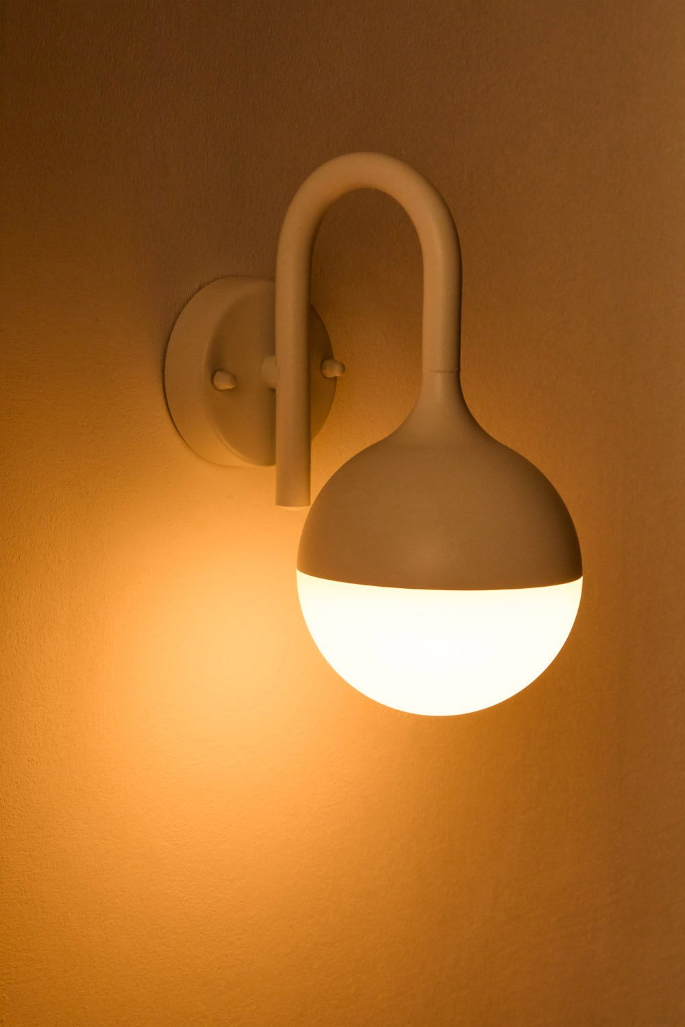 Aluminiowy kinkiet zewnętrzny LED firmy Uveron  , obrazek w galerii 2