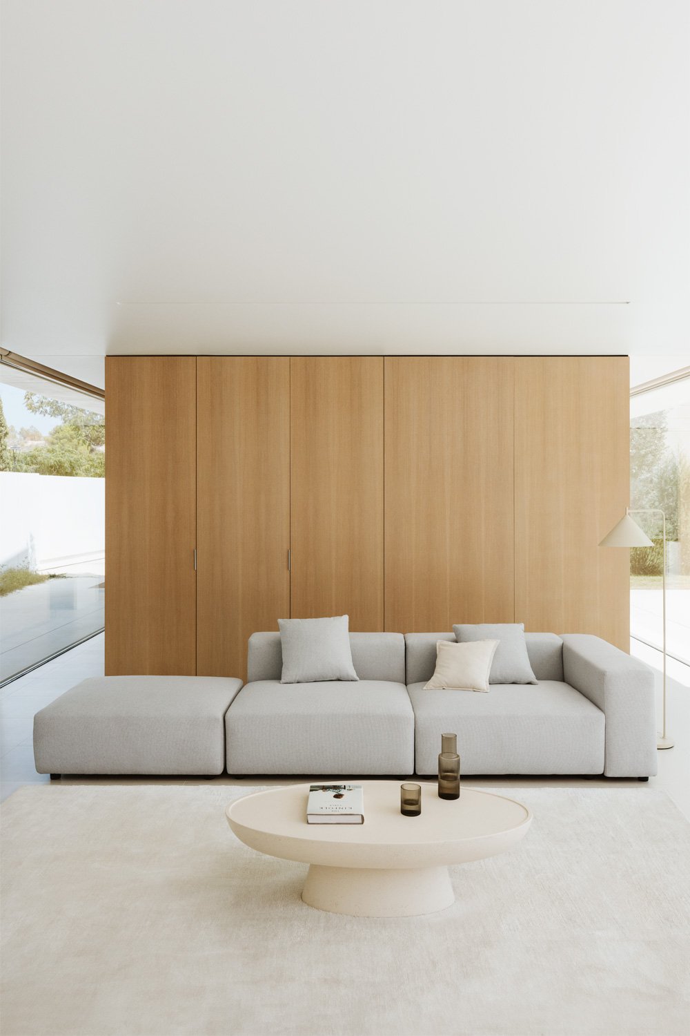 Sofa modułowa narożna prawa z 2 częściami, z wysokim podłokietnikiem i pufem ↔︎345 cm Bruna, obrazek w galerii 12