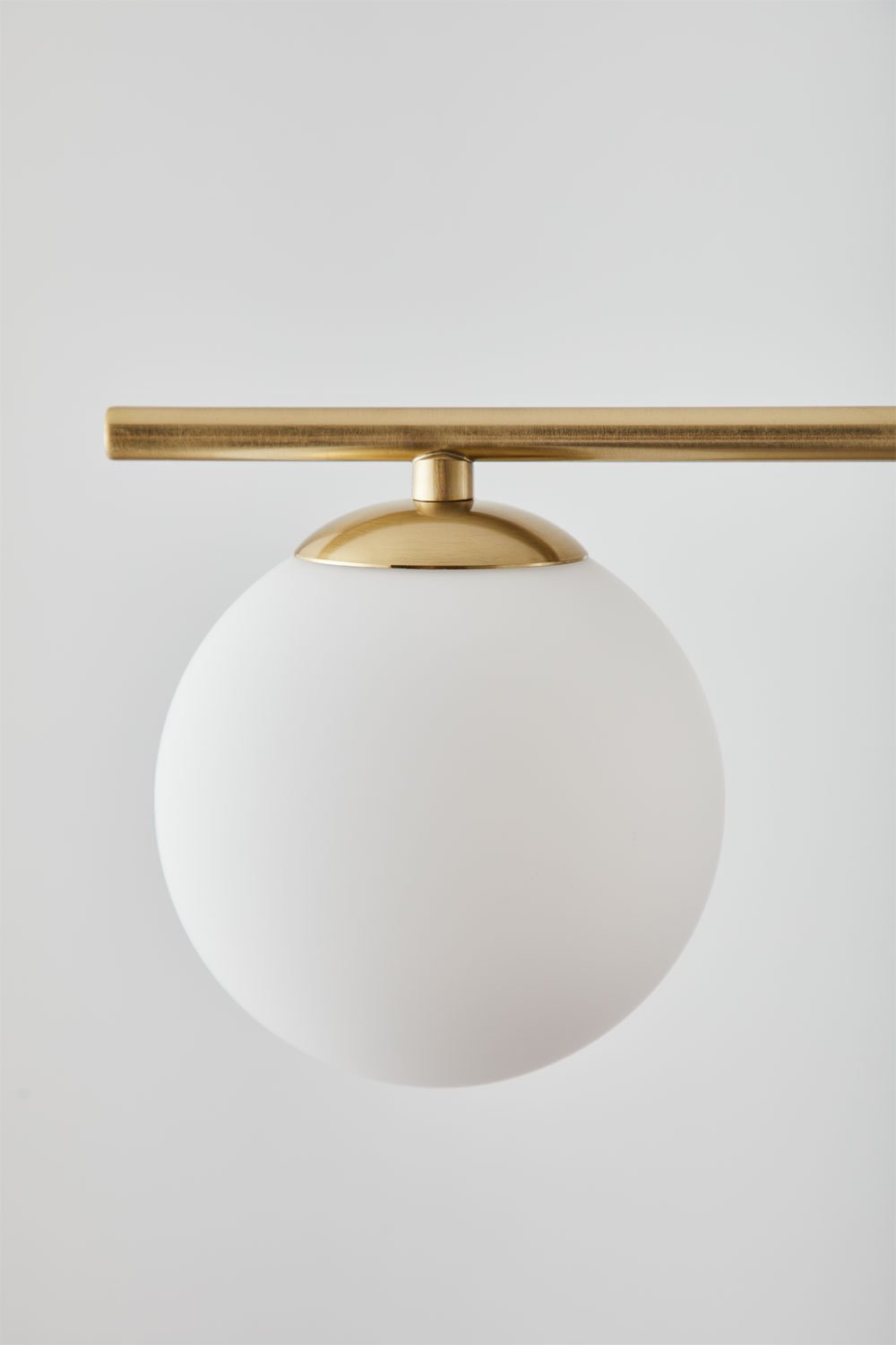 Lampa sufitowa z 6 szklanymi kulami w kształcie girlandy, obrazek w galerii 5