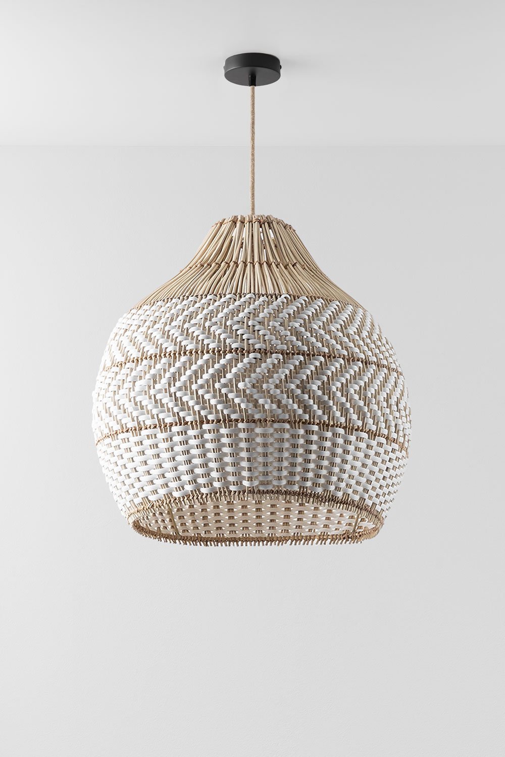 Lampa sufitowa z plecionego rattanu Llaury, obrazek w galerii 1