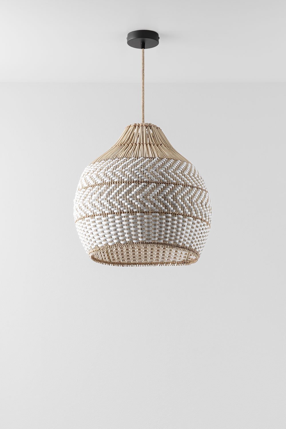 Lampa sufitowa z plecionego rattanu Llaury, obrazek w galerii 1