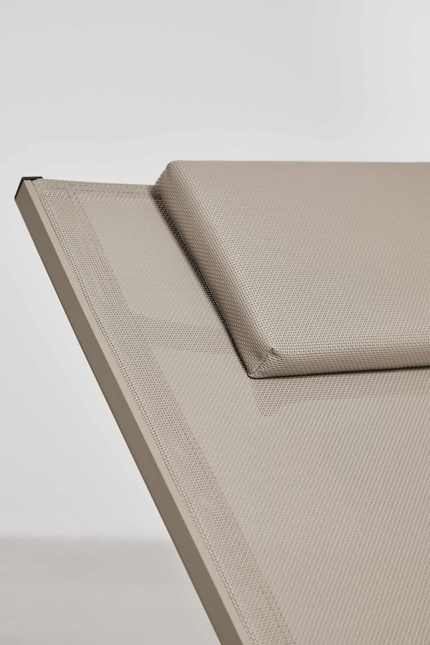 Zestaw 2 aluminiowych leżaków z poduszką Akelia, obrazek w galerii 6