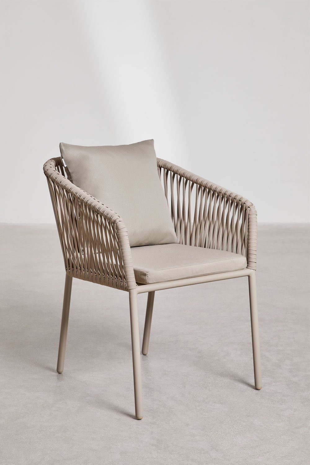 Zestaw 4 krzeseł do jadalni Arhiza Classic z podłokietnikami z aluminium i plecionej liny, obrazek w galerii 1