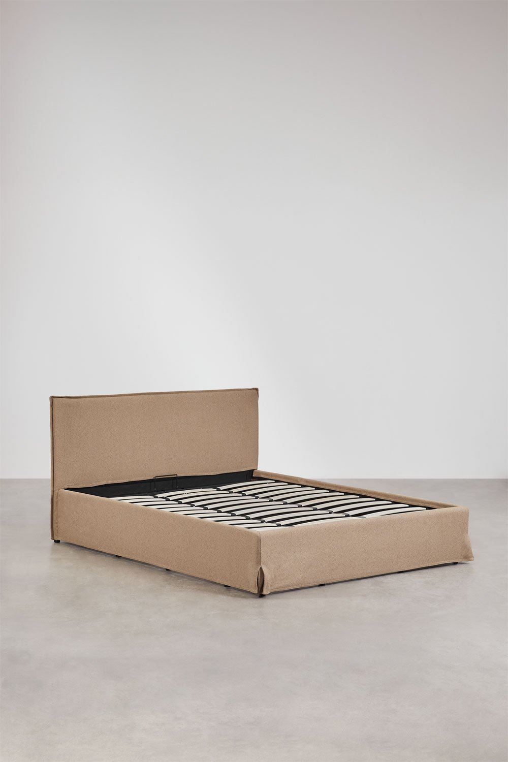 Łóżko na materac 180x200 cm z podnoszonym stelażem w kolorze brązowym bouclé Lorea, obrazek w galerii 3