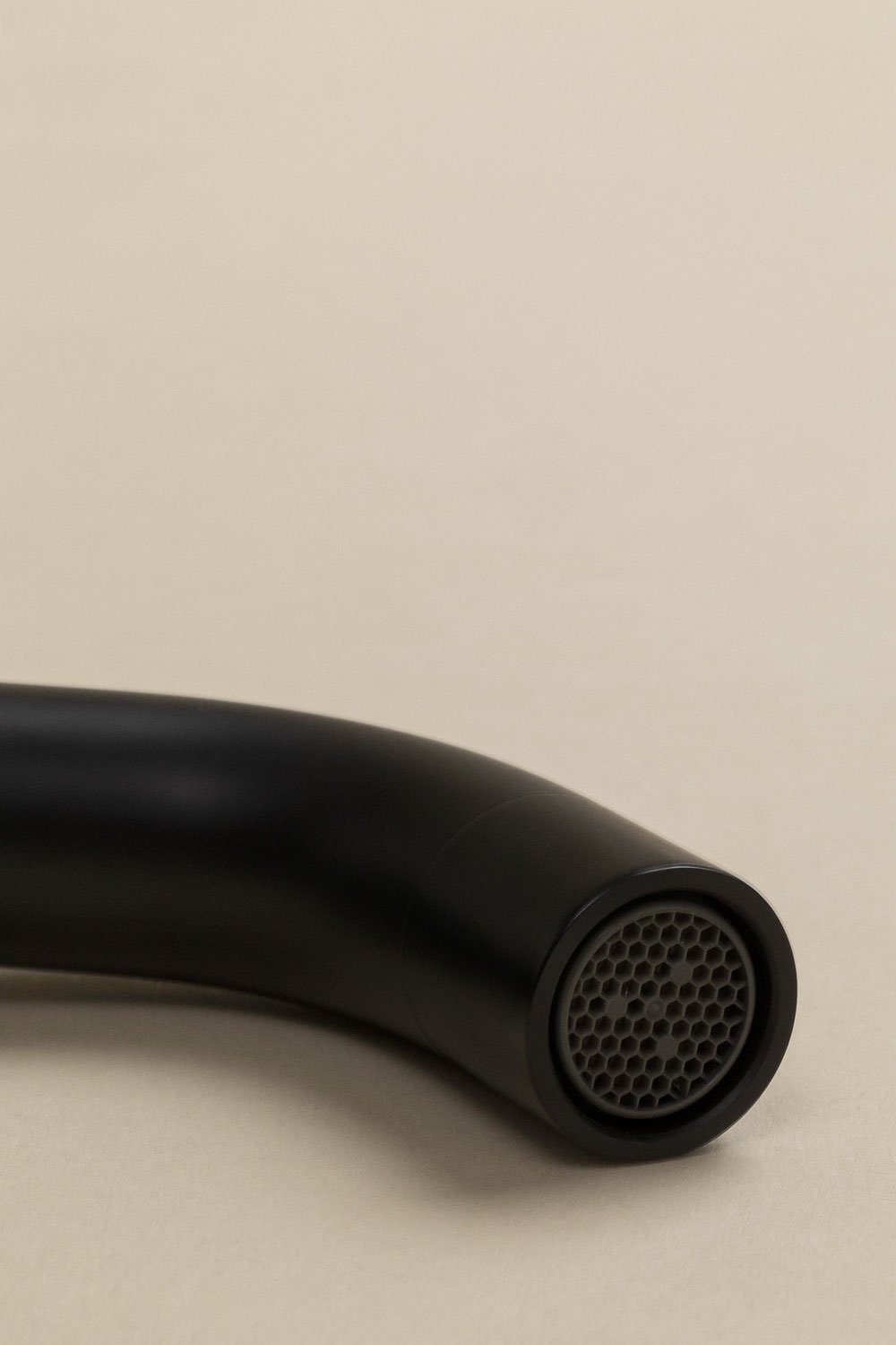 Zestaw drewnianych mebli łazienkowych Noura ze zintegrowanymi umywalkami, obrazek w galerii 12