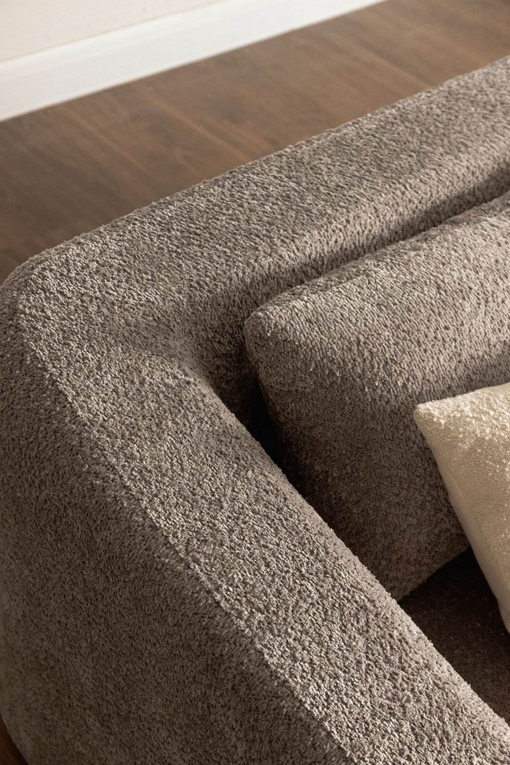 Dwuosobowa rozkładana sofa Dalila z tkaniny bouclé, obrazek w galerii 3