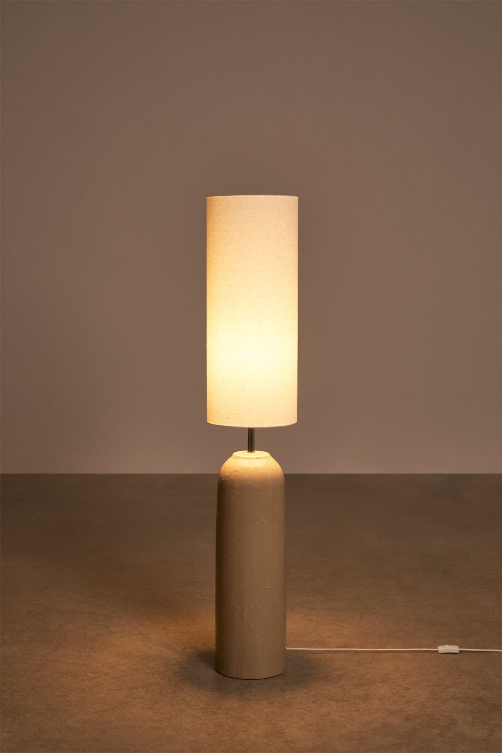 Lampa stojąca z ceramiki i lnu Macarena, obrazek w galerii 4