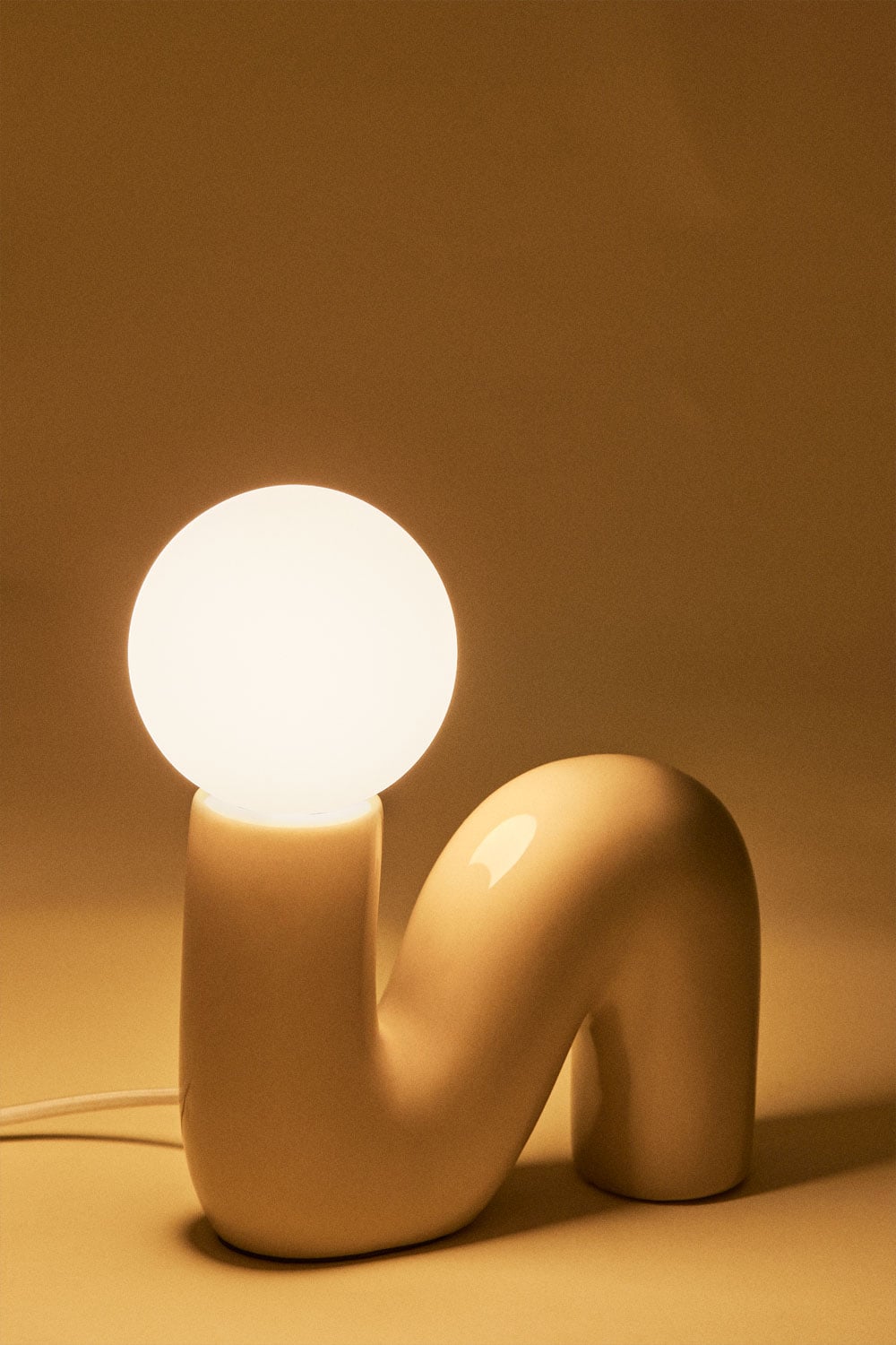 Lampa stołowa ceramiczna z kulą szklaną Vireto, obrazek w galerii 4