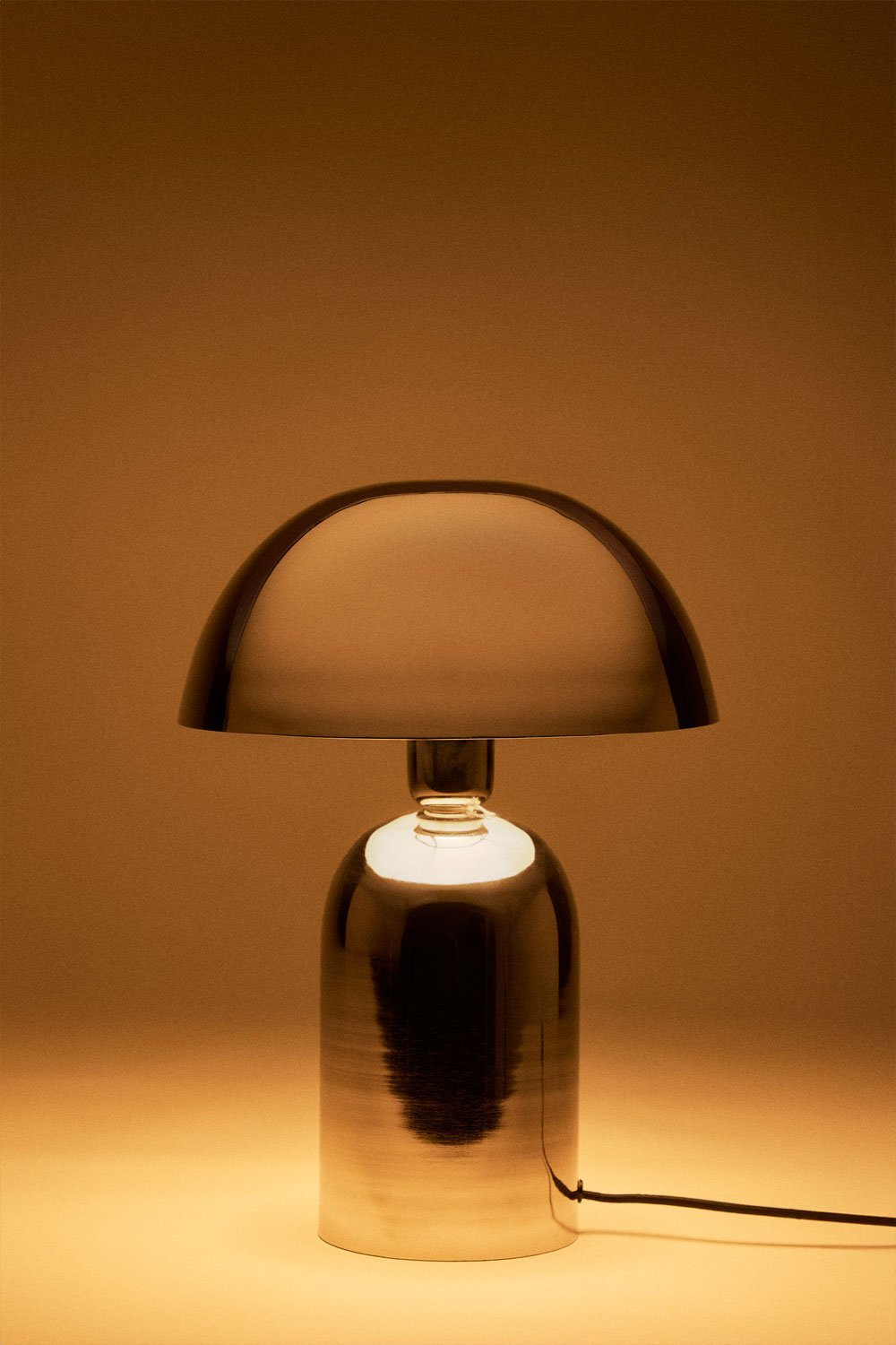 Lampa stołowa z żelaza Lenasia, obrazek w galerii 3