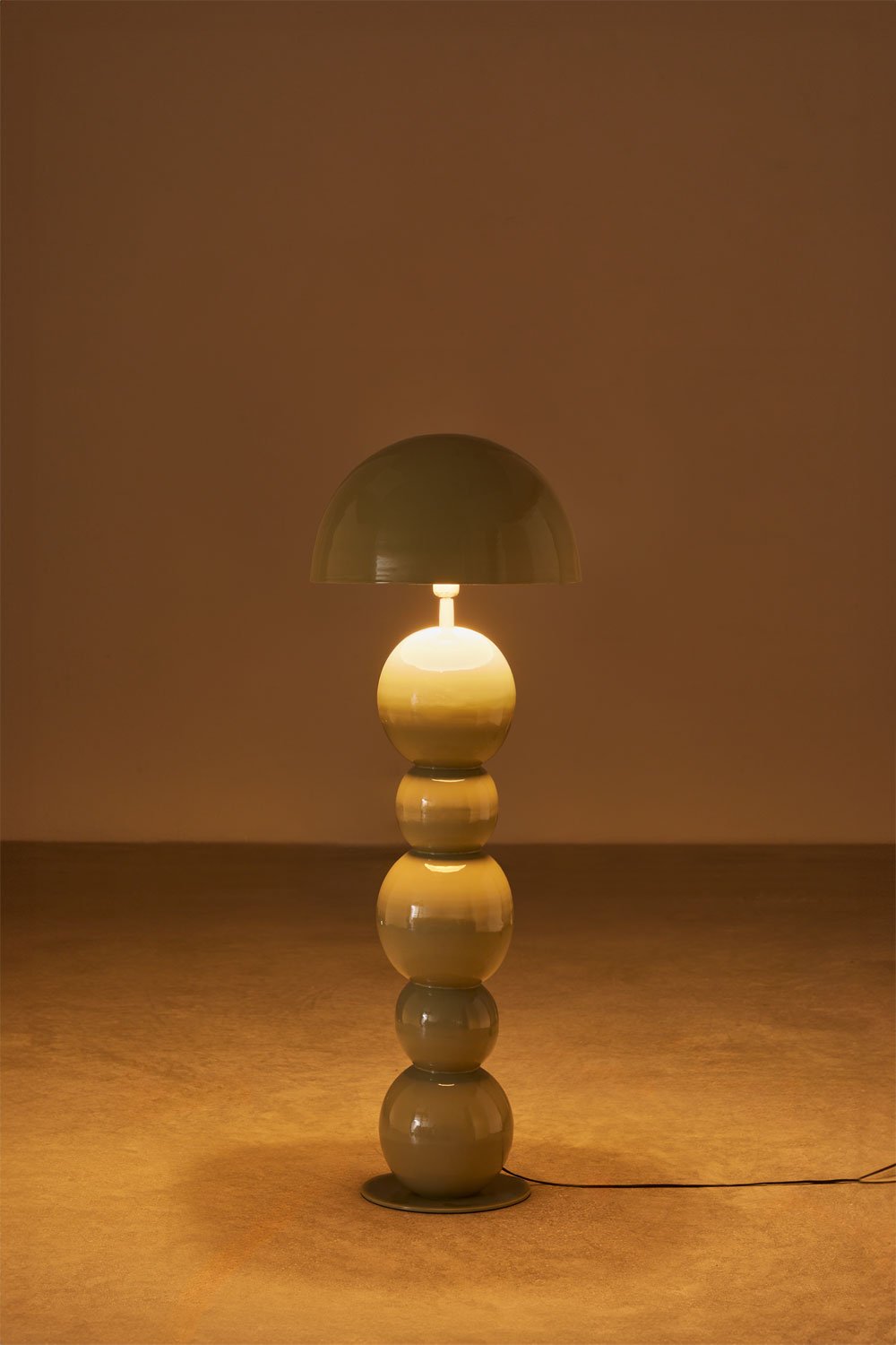 Lampa podłogowa z żelaza Boulia, obrazek w galerii 3