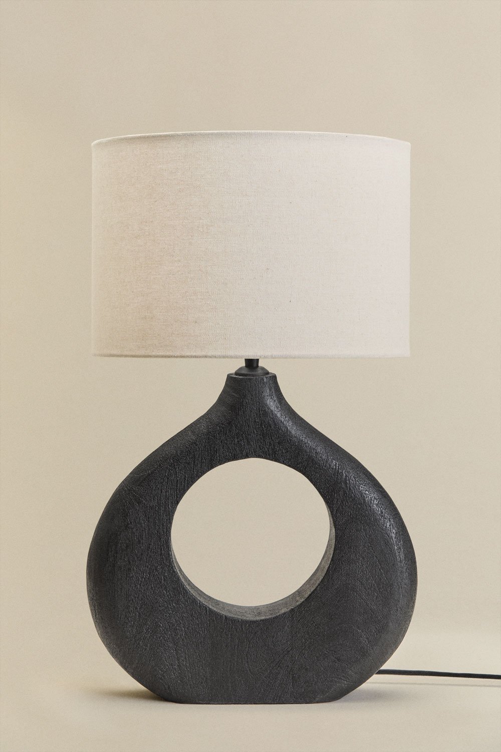 Lampa stołowa Joana z drewna mango, obrazek w galerii 1