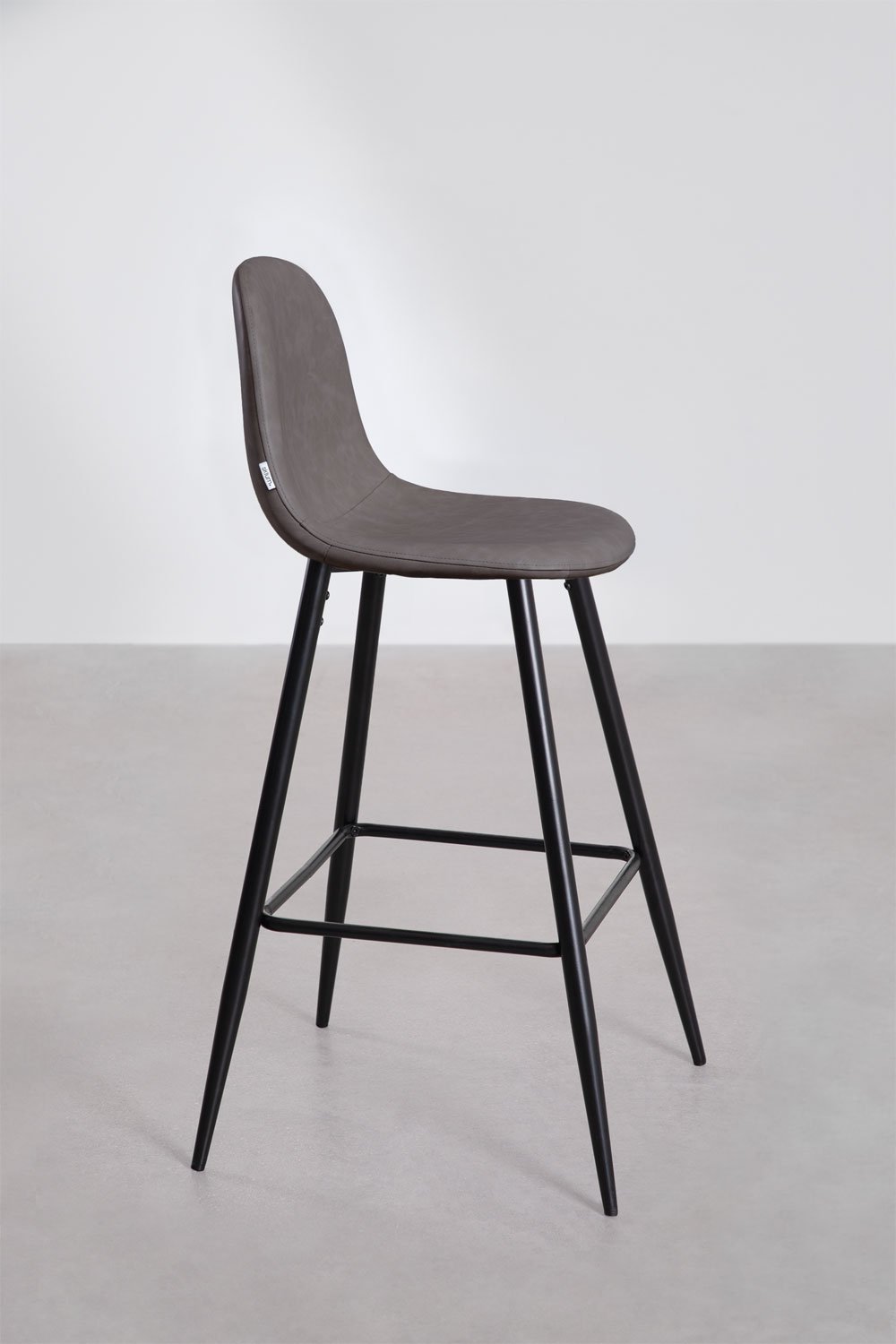 Taboret wysoki 75 cm z antracytowej szarej ekoskóry i czarnymi nogami Glamm, obrazek w galerii 2