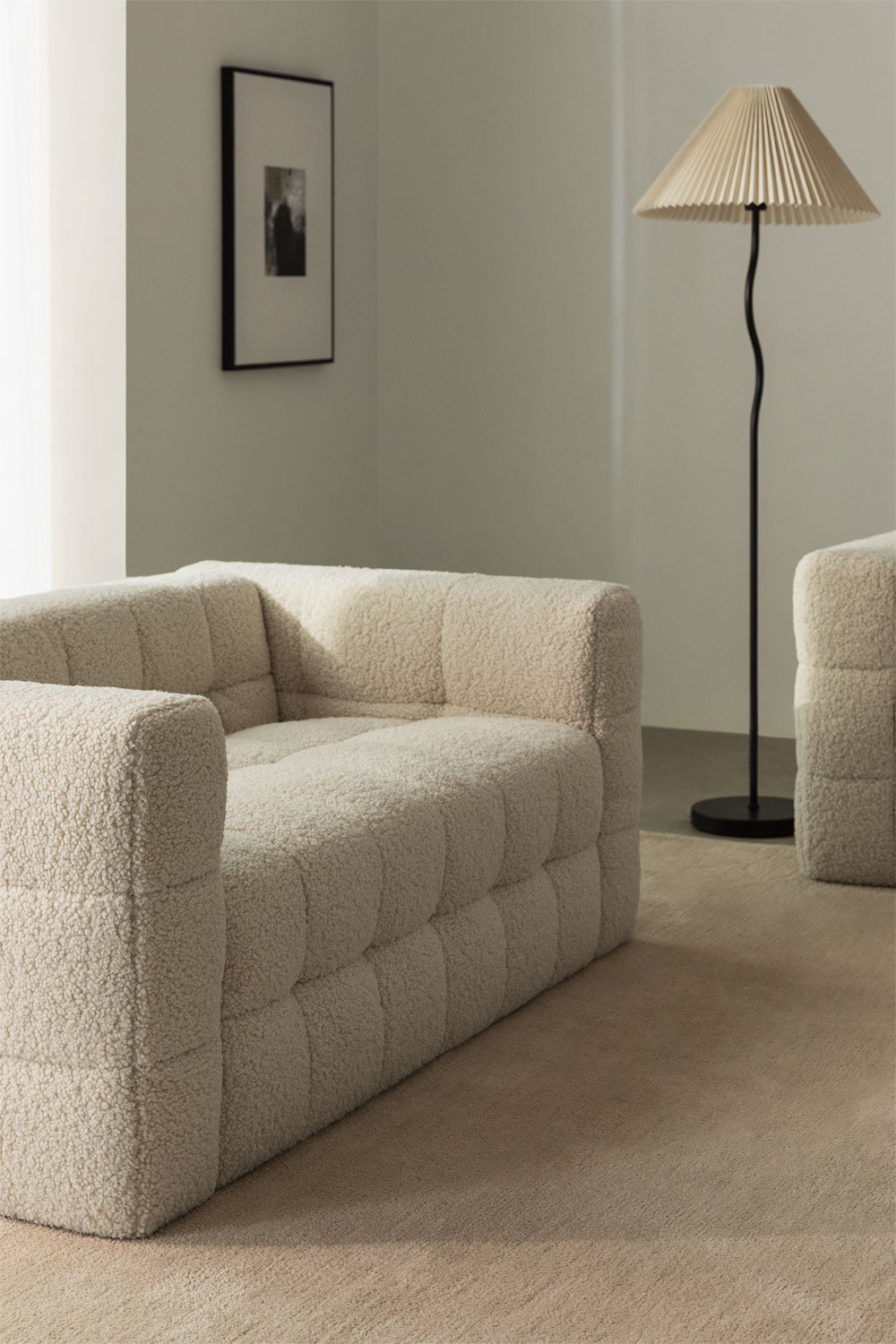 Sofa Harriet 2-osobowa z owczej skóry, obrazek w galerii 1