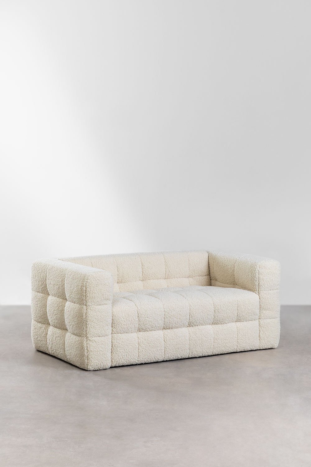 Sofa Harriet 2-osobowa z owczej skóry, obrazek w galerii 2