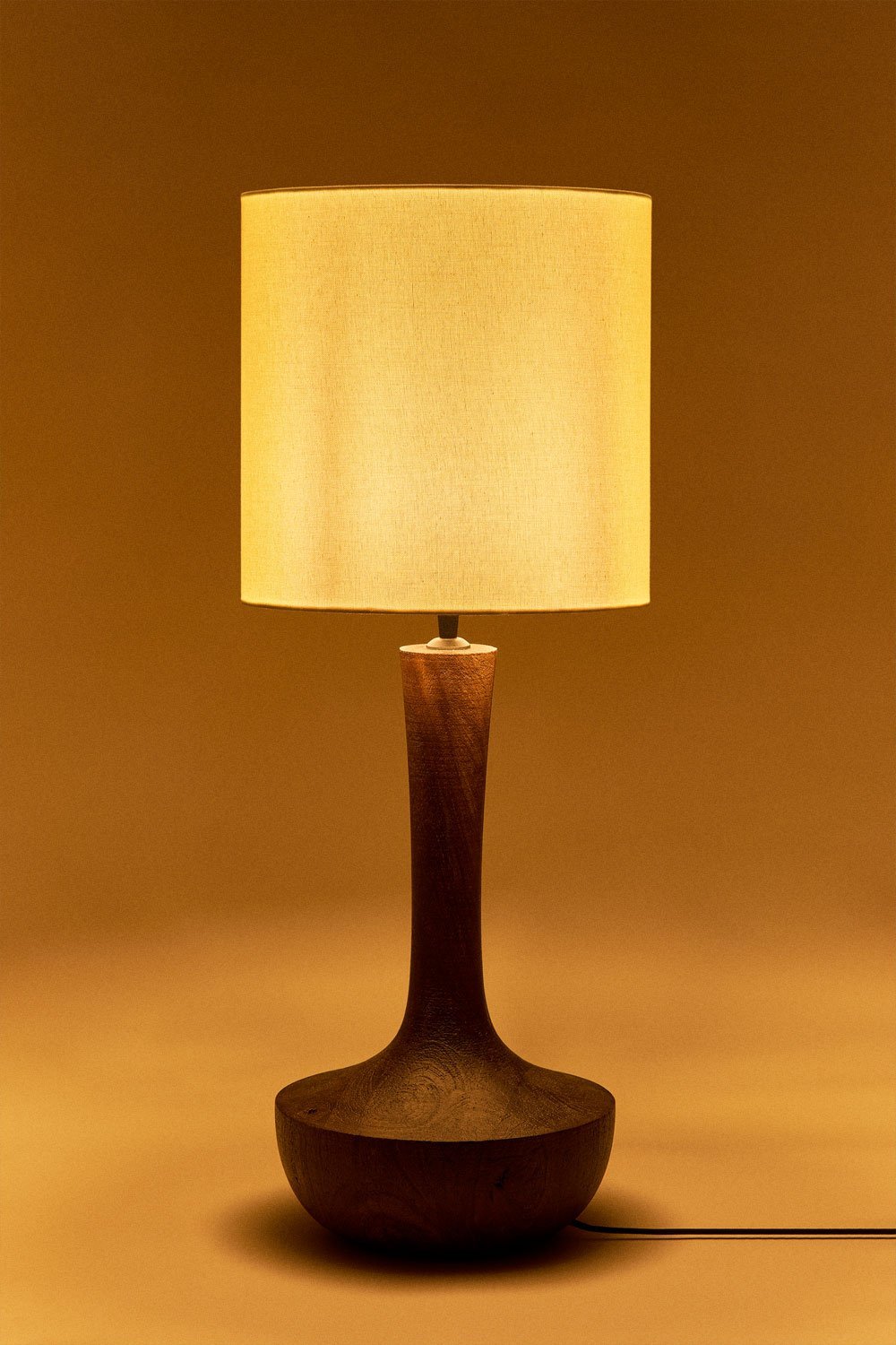 Lampa stołowa z drewna mango Sintra, obrazek w galerii 2