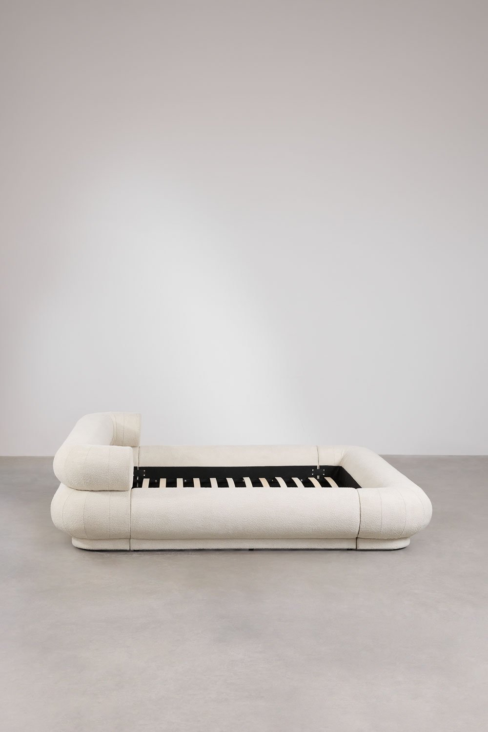 Łóżko z tkaniny boucle Bernaste, obrazek w galerii 4