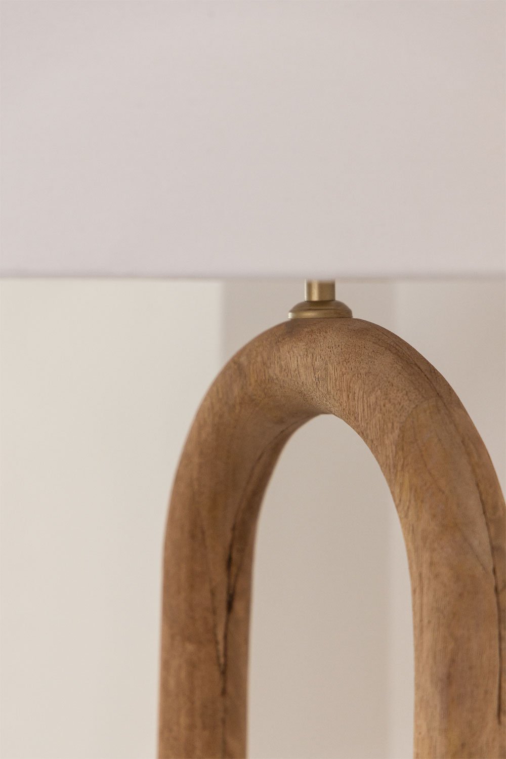 Lampa podłogowa z drewna mango Tiberia, obrazek w galerii 2